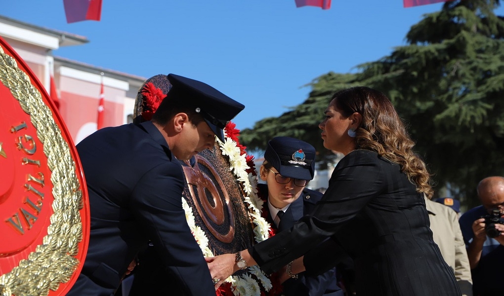 KURULUŞUN 101. YILININ KUTLAMALARI ÇELENK SUNMA TÖRENİ İLE BAŞLADI