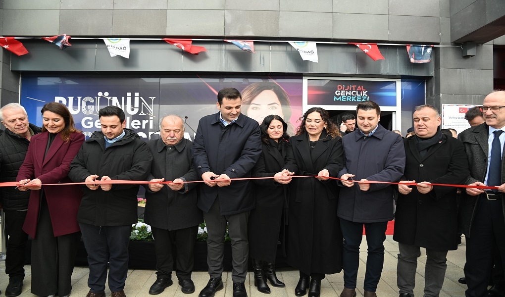 'BUGÜNÜN GENÇLERİ GELECEĞİN MESLEKLERİ' PROJESİ HAYATA GEÇİRİLDİ