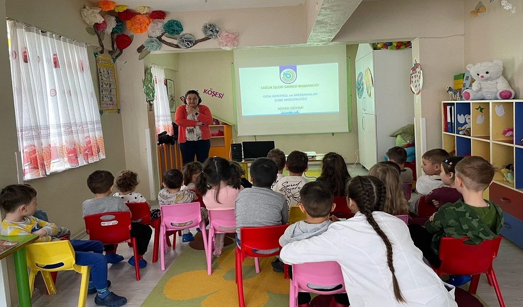 BÜYÜKŞEHİRDEN ÇOCUKLARA HİJYEN EĞİTİMİ