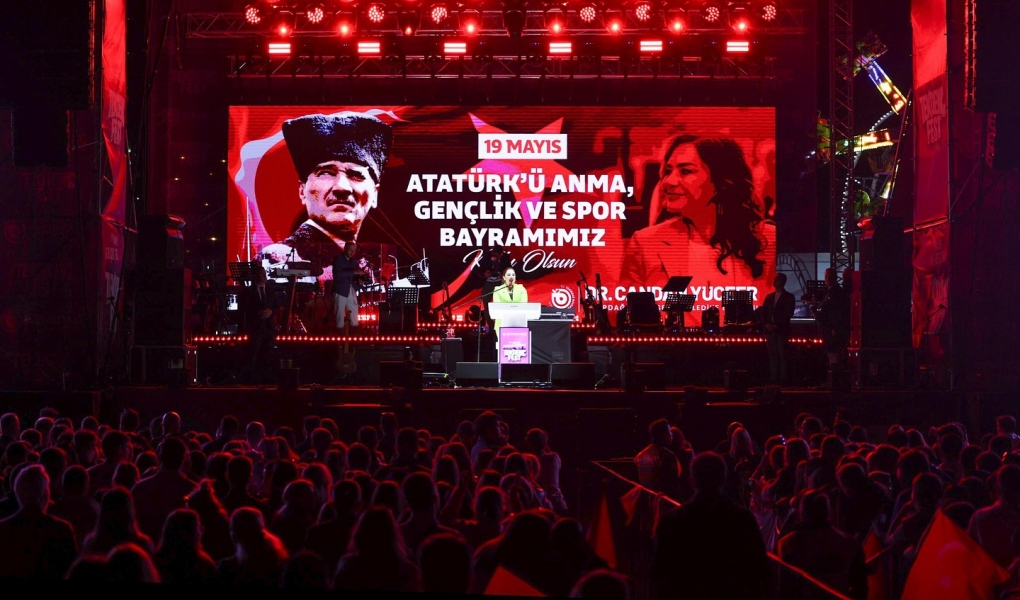 TEKİRDAĞ'DA 19 MAYIS COŞKUSU TEKGENÇFEST İLE DORUĞA ULAŞTI