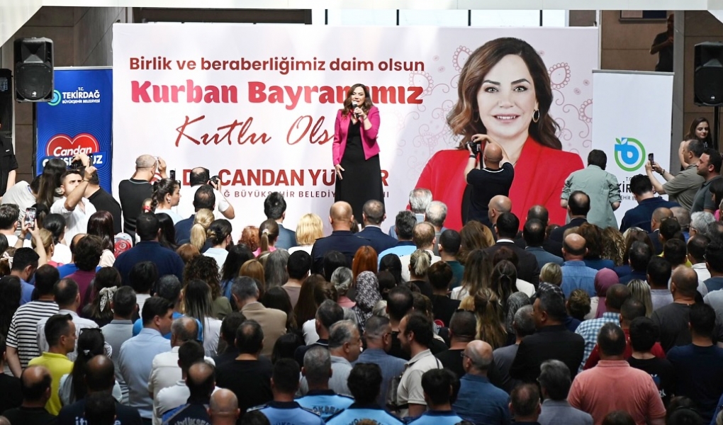 CANDAN BAŞKAN BÜYÜKŞEHİR AİLESİYLE BAYRAMLAŞTI