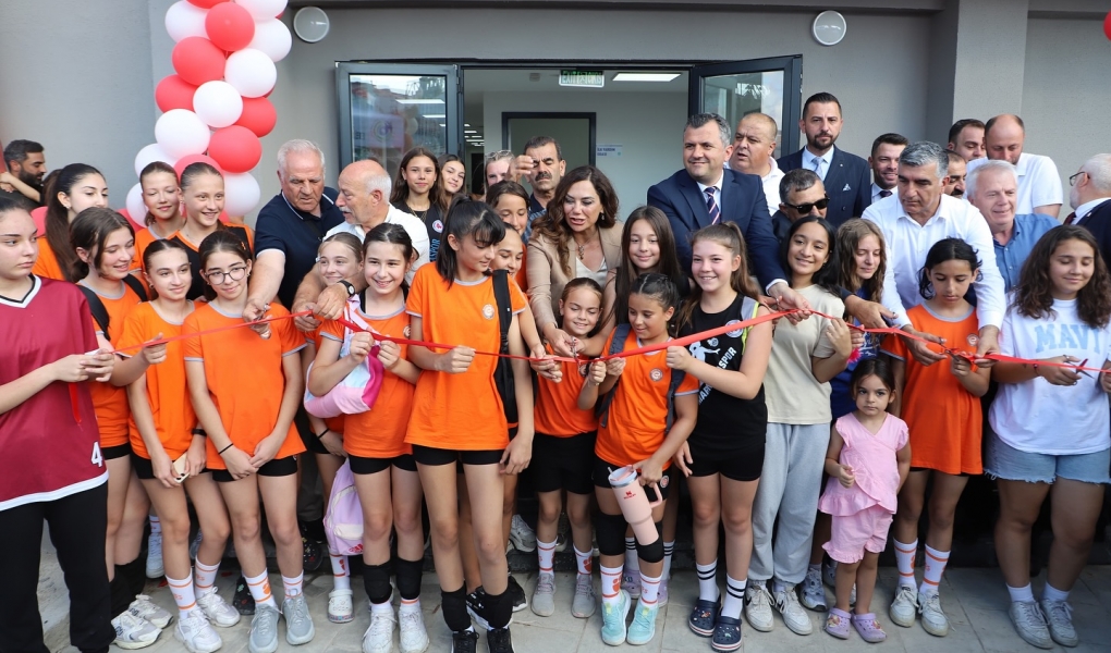 SARAY SPOR KOMPLEKSİ HİZMETE AÇILDI