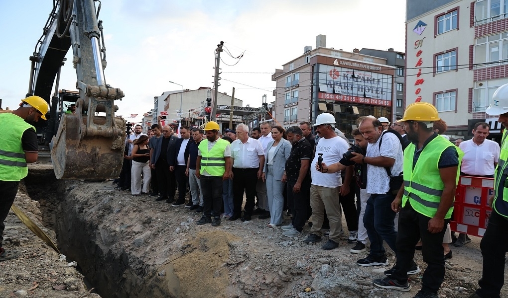 BÜYÜKŞEHİR VE TESKİ'DEN KAPAKLI'YA DEV ALTYAPI YATIRIMI