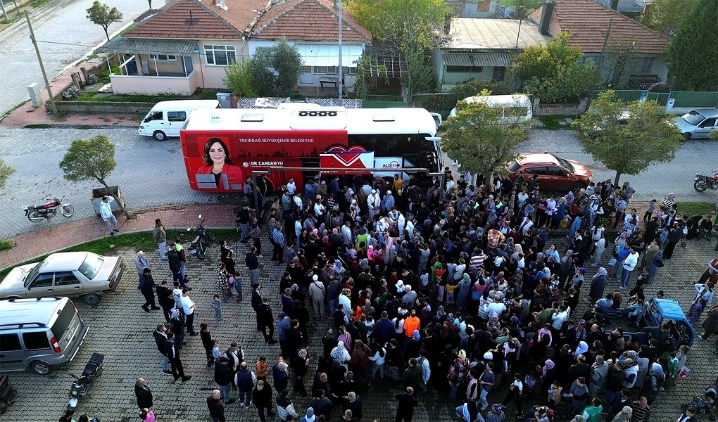BÜYÜKŞEHİR'DEN UMRE YOLCULARINA ULAŞIM DESTEĞİ