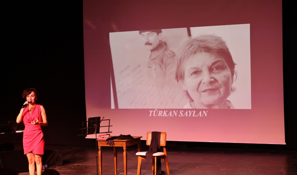 KADINLAR YAZARSA TARİHİ TEKİRDAĞ'DA SAHNELENDİ