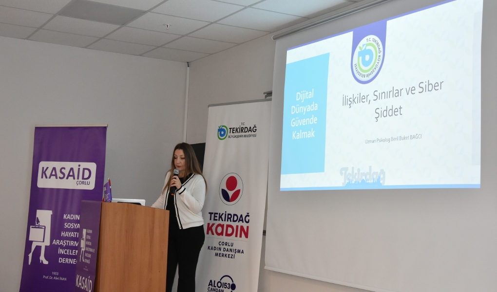 GENÇLER DİJİTAL ŞİDDETE KARŞI BİLİNÇLENDİRİLDİ