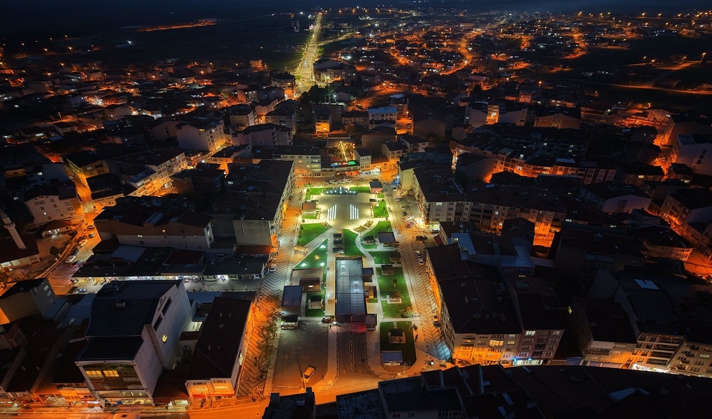 HAYRABOLU, BÜYÜKŞEHİR'İN DOKUNUŞUYLA YENİ ÇEHRESİNE KAVUŞTU