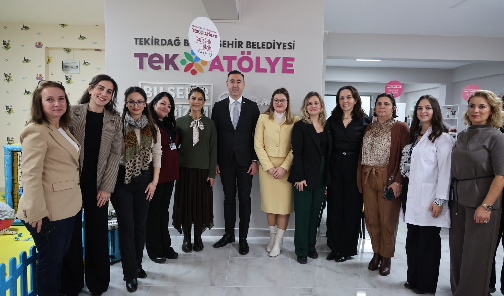 TEK ATÖLYE'DEN KADIN HAKLARINA GÜÇLÜ VURGU