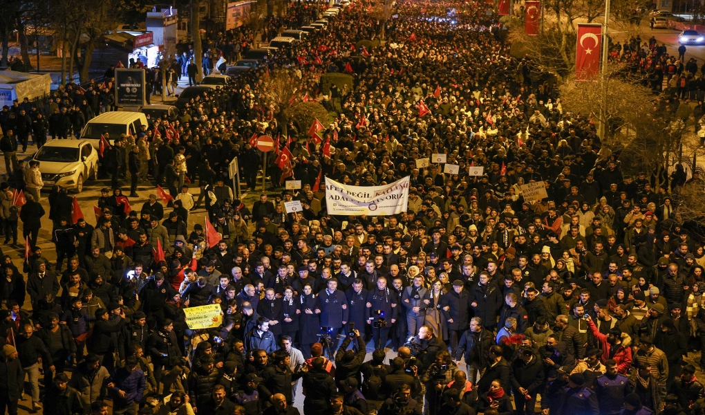 CANDAN BAŞKAN DEPREM BÖLGESİNDE: 