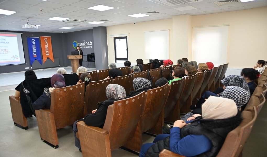KAPAKLI'DA BESLENME VE RUH SAĞLIĞI BULUŞMASI