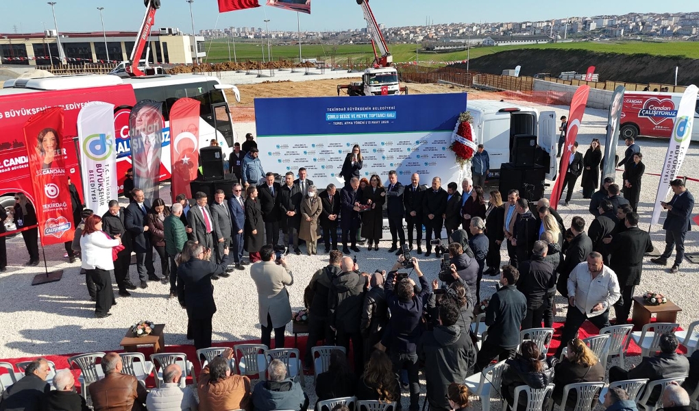 CANDAN BAŞKAN SÖZÜNÜ TUTTU: MODERN HAL ÇORLU'DA YÜKSELİYOR