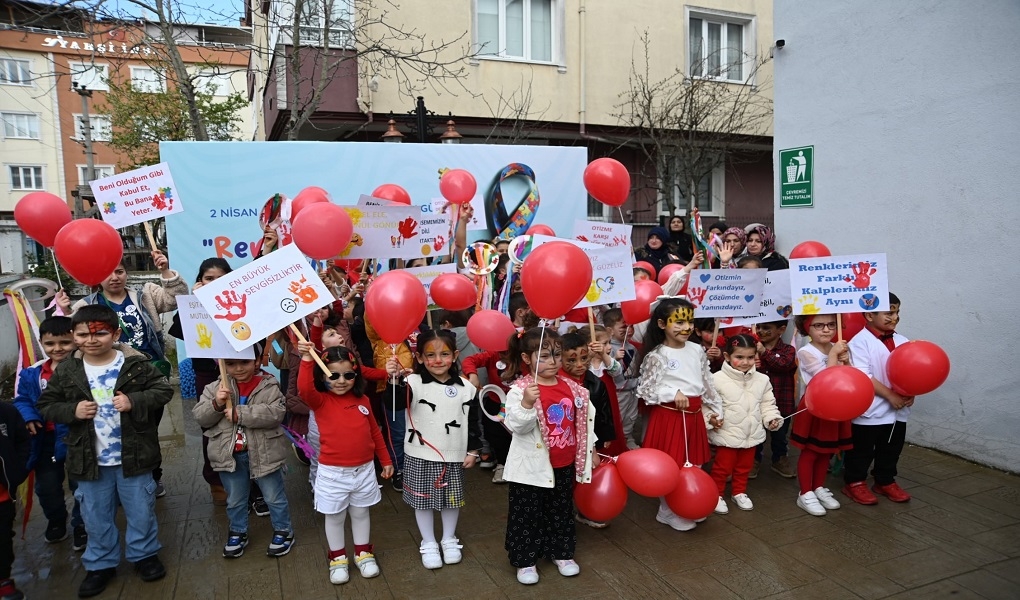 KAPAKLI'DA OTİZM FARKINDALIK GÜNÜ ETKİNLİĞİ DÜZENLENDİ