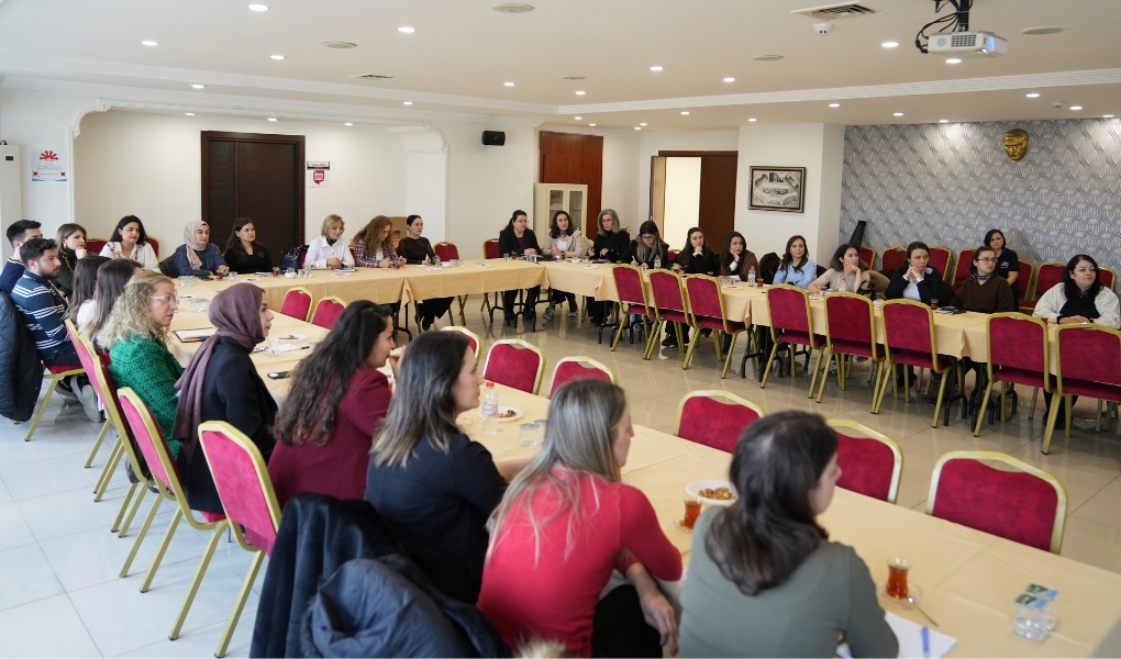 EĞİTİCİ EĞİTİM PROGRAMIYLA BELEDİYE PERSONELİ GÜÇLENİYOR