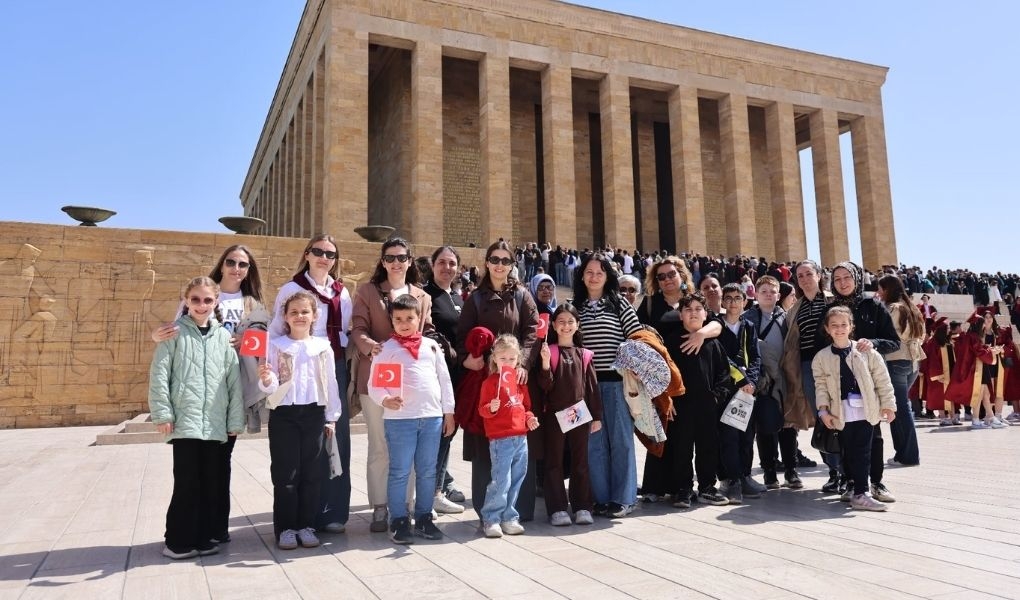 BÜYÜKŞEHİR'DEN ANNELERE 