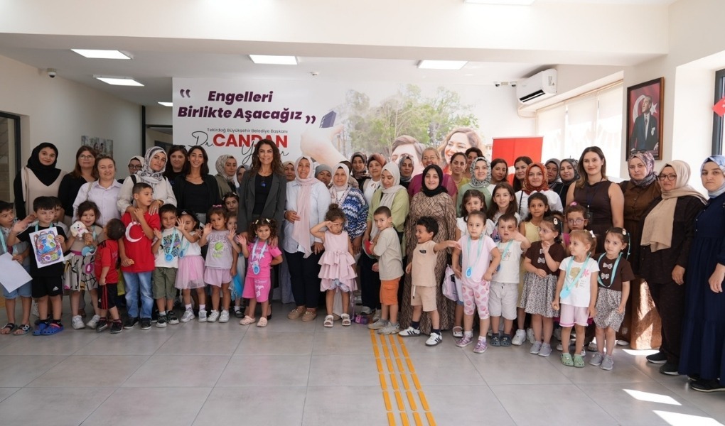 KAPAKLI SOSYAL YAŞAM MERKEZİ'NDE GÜZ DÖNEMİ DOLU DOLU